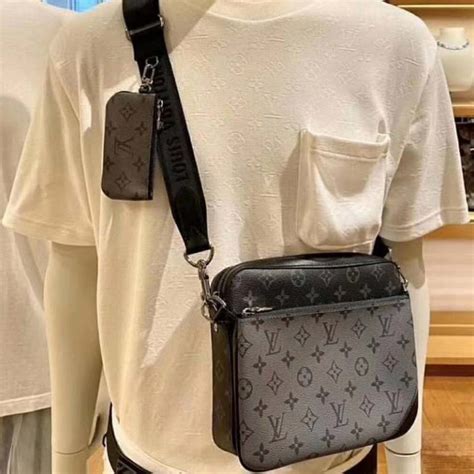 louis vuitton pouch bag mens|louis vuitton bag heren.